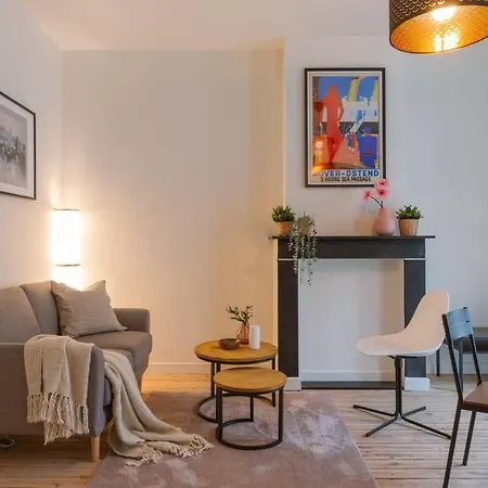 Huswell - Spacious And Warmly Furnished Oostende